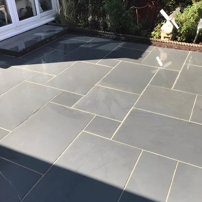 Brazilian - Grey Slate Paving - Patio Pack - Mixed Sizes - Sawn & Riven