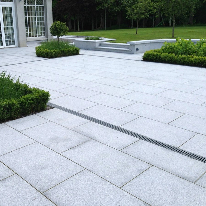 Light Grey Granite Paving - 295 x 295 x 20mm - Sawn & Flamed