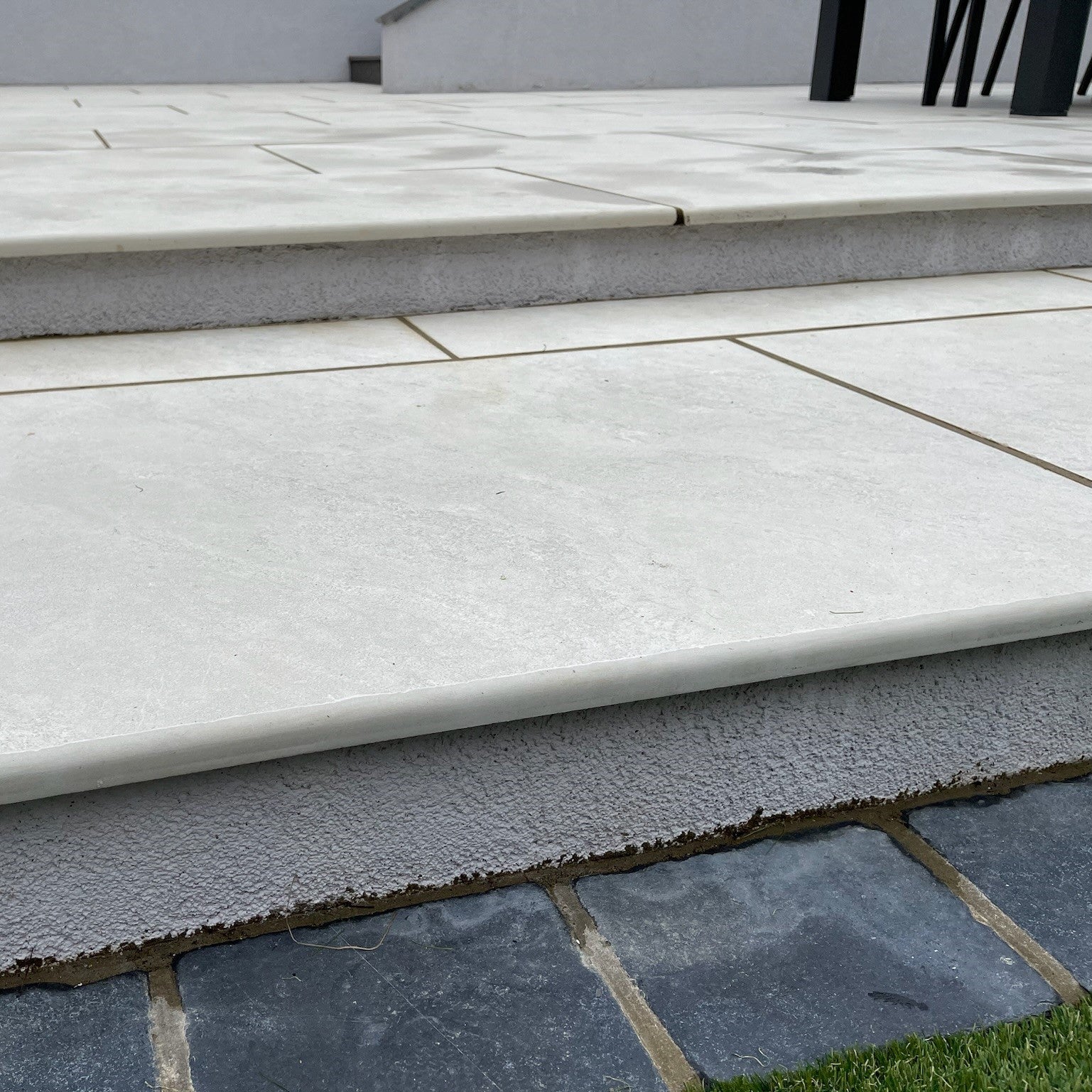 Himalayan - White Porcelain Paving Tiles - 900 x 600 x 20mm - Bullnose ...