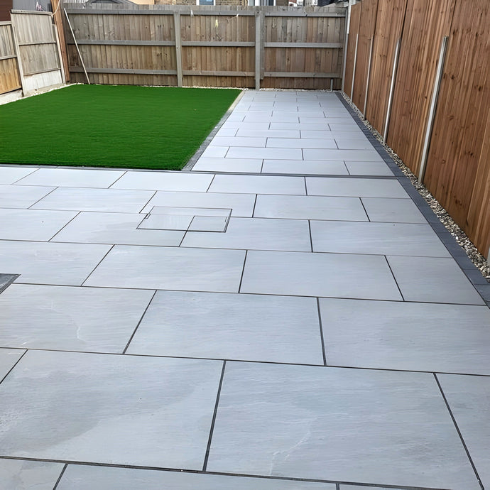 Kandala Grey Indian Sandstone Paving - 900 x 600 x 18mm - Hand Cut & Riven