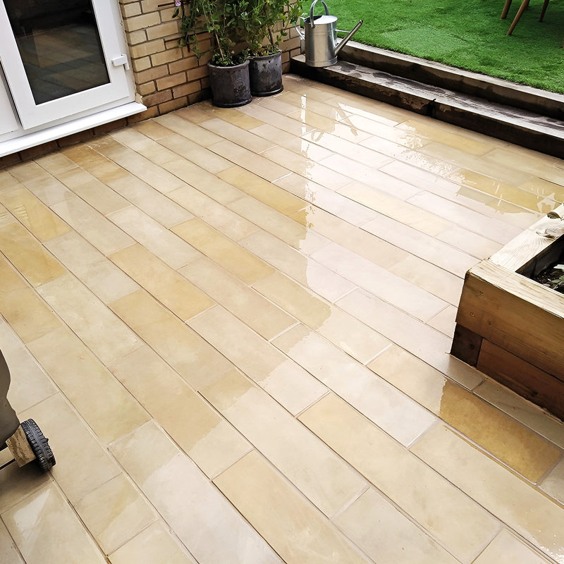 Load image into Gallery viewer, Mint Fossil Indian Sandstone Planks - 900 x 150 x 22mm - Sawn &amp; Honed
